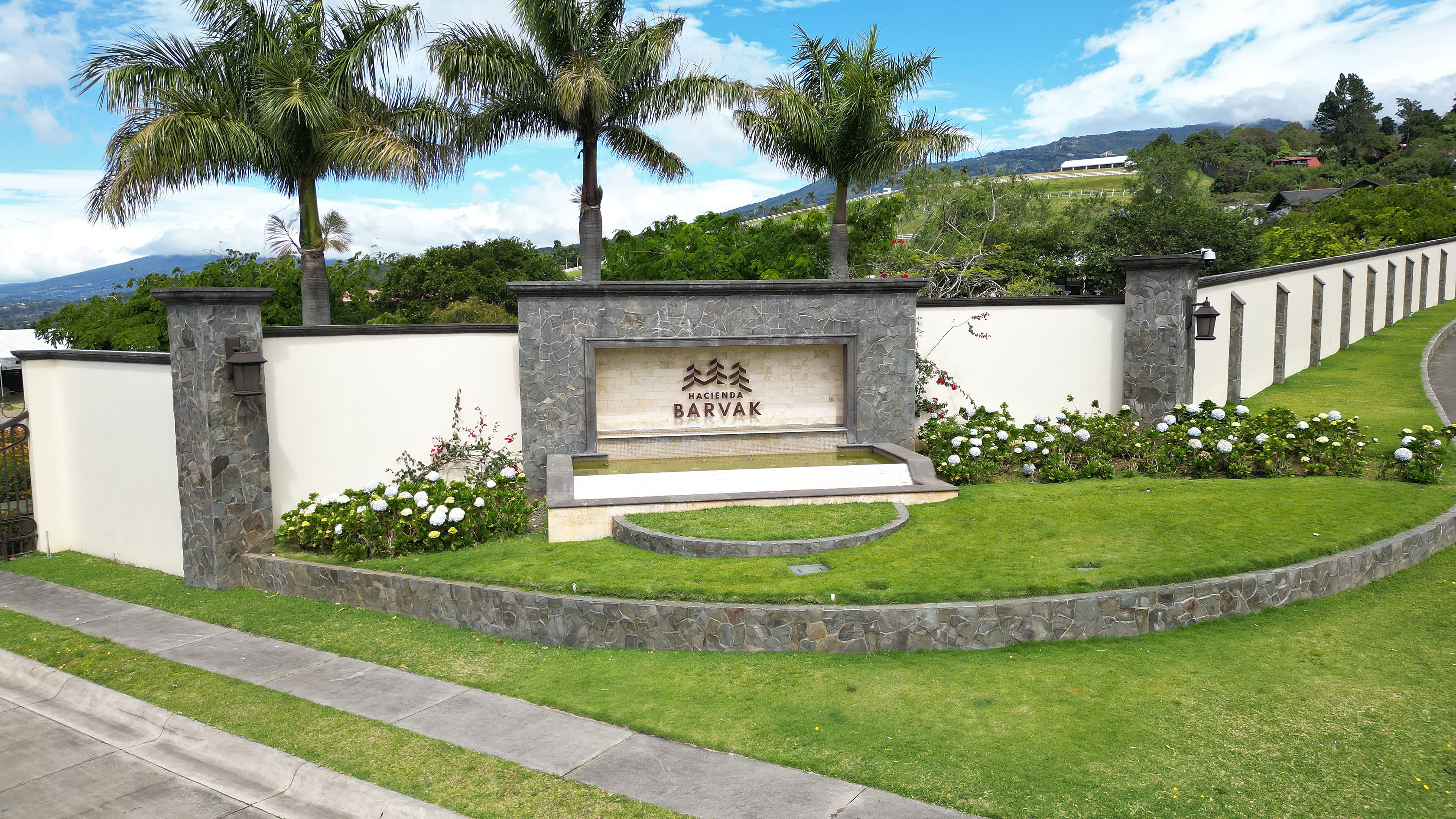 Regenerative vision: Hacienda Barvak's commitment to the environment and society.